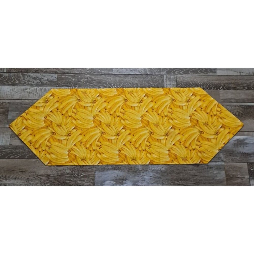 Banana Bunches Table Runner Centerpiece Pointed Ends Fruit Handmade 37x13